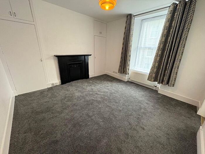 1 Bedroom Flat To Rent In Ashvale Place, City Centre, Aberdeen, AB10