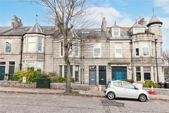 2 Bedroom Flat To Rent In Mid Stocket Road, Aberdeen, AB15