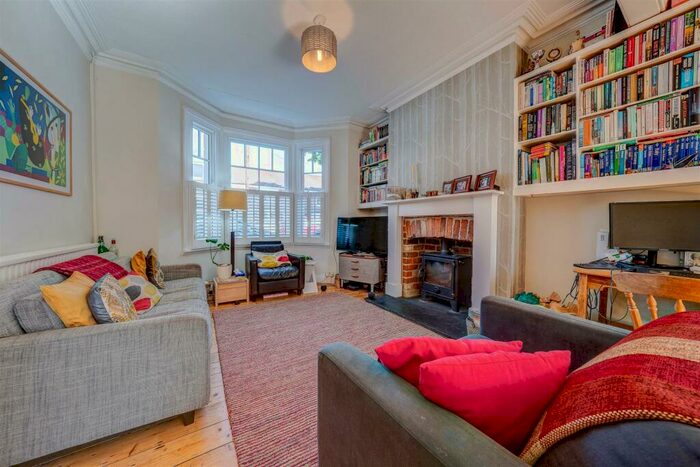 3 Bedroom Terraced House For Sale In Turberville Place, Cardiff, CF11