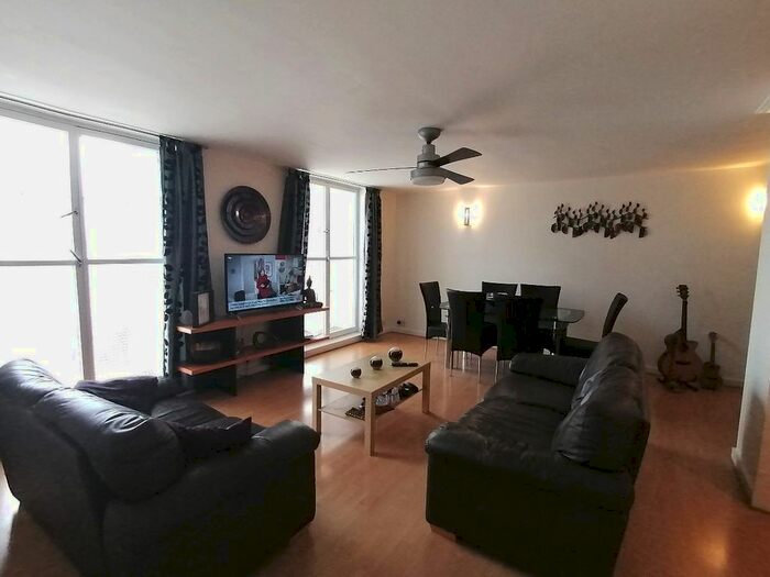 2 Bedroom Flat To Rent In Clayton Street West, Newcastle Upon Tyne NE1