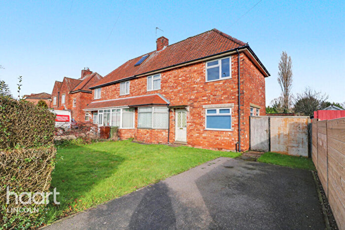 3 Bedroom Semi Detached House For Sale In Ruskin Avenue, Lincoln, LN2