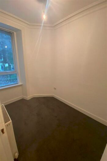 1 Bedroom Flat To Rent In Wardlaw Street, EH11