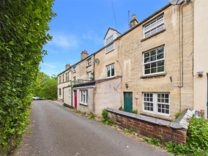 2 Bedroom End Of Terrace House For Sale In Upper Leazes, Stroud, Gloucestershire, GL5