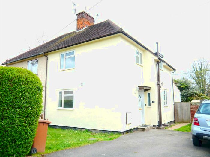 4 Bedroom Semi-Detached House To Rent In Stonecross Road, Hatfield, AL10