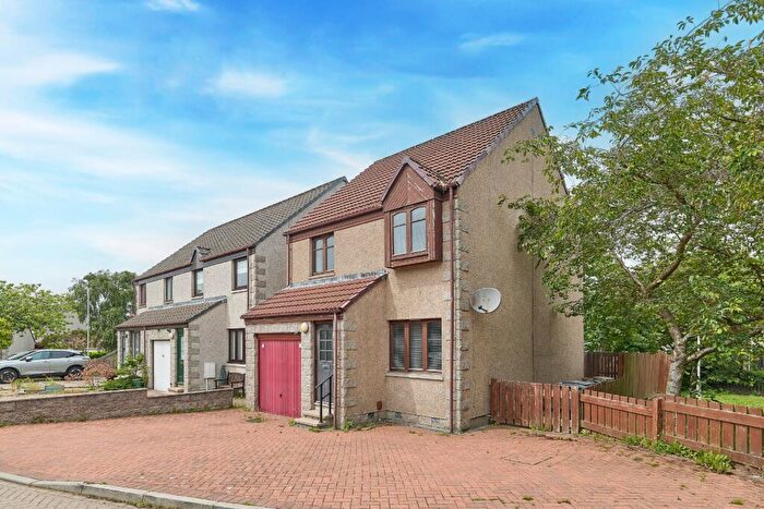 3 Bedroom House To Rent In Clova Park, Kingswells, Aberdeen, AB15