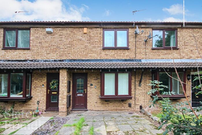 2 Bedroom Terraced House To Rent In Plantagenet Court, Nottingham, NG3