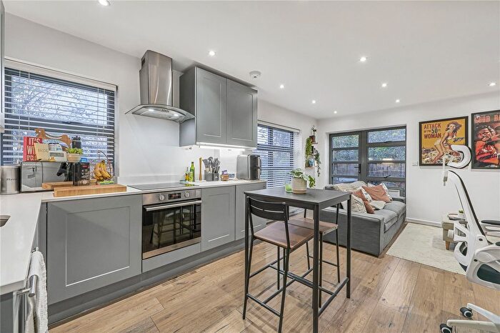 1 Bedroom Flat To Rent In Watson Studios, Elm Grove, London, SW19