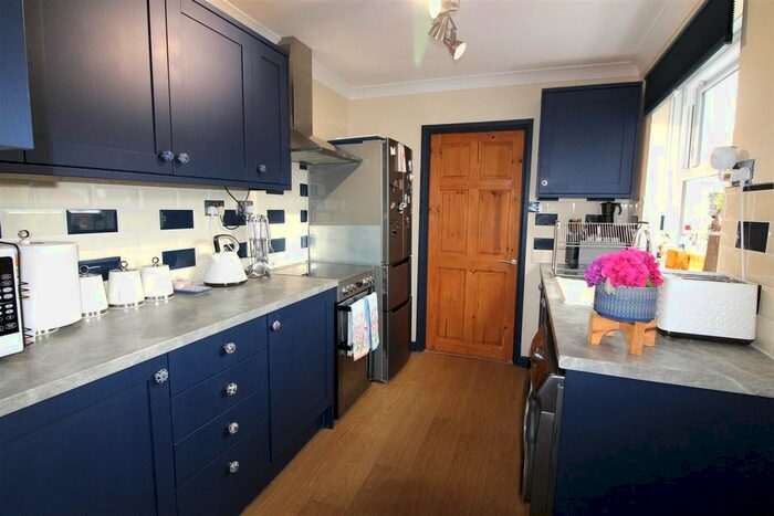 3 Bedroom Terraced House For Sale In Hill Street, Newbridge, Newport, NP11