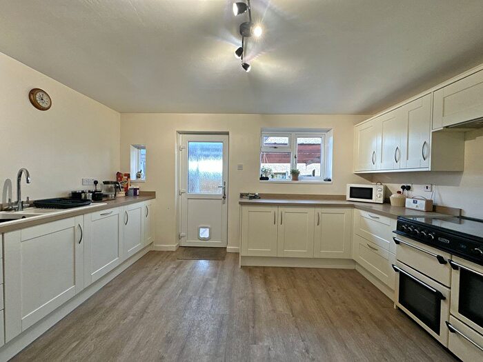 4 Bedroom Detached House For Sale In Primrose Lane, Yeovil, Somerset, BA21