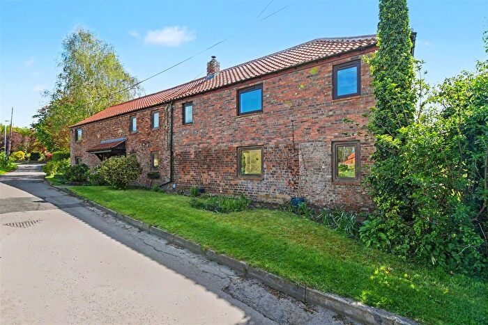 5 Bedroom Detached House For Sale In New Road, Worlaby, Brigg, DN20