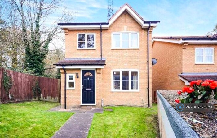 3 Bedroom Detached House To Rent In Morlais, Emmer Green, Reading, RG4