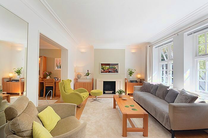 2 Bedroom Flat To Rent In De Walden Street, London, W1G