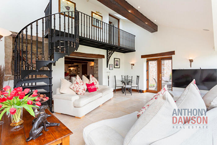 7 Bedroom Detached House For Sale In Merrills Head Barn, Long Causeway, Burnley, BB10