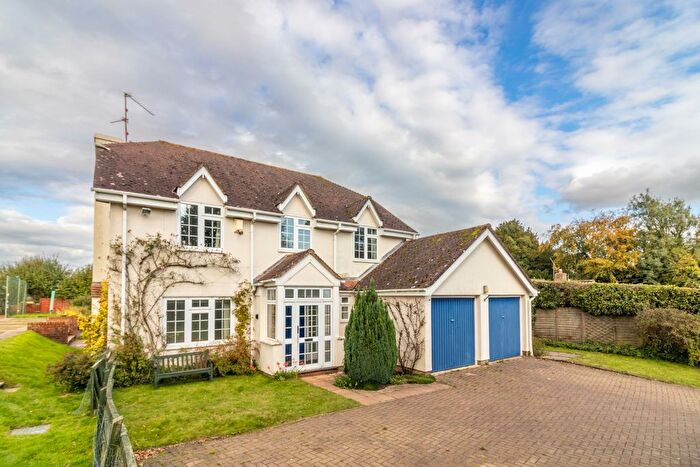 4 Bedroom Detached House To Rent In Upper Wield, Alresford, Hampshire, SO24