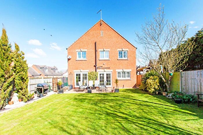 6 Bedroom Detached House For Sale In Applecroft Close, Glapwell, S44