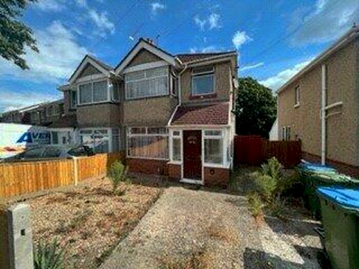 1 Bedroom Semi-Detached House To Rent In Romsey Road, Southampton, Hampshire, SO16