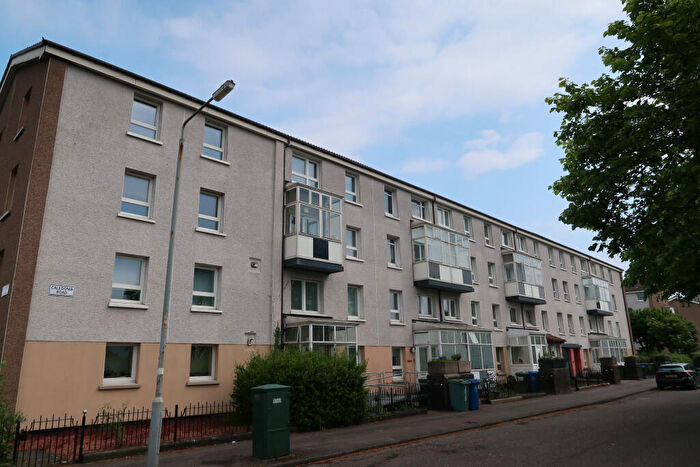 1 Bedroom Flat To Rent In Gilmour Place, Oatlands, New Gorbals, G5