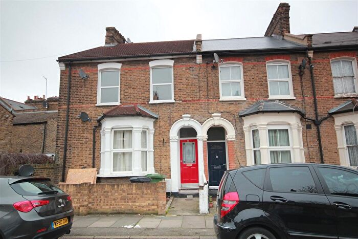 1 Bedroom Flat To Rent In Hicks Street, London, SE8