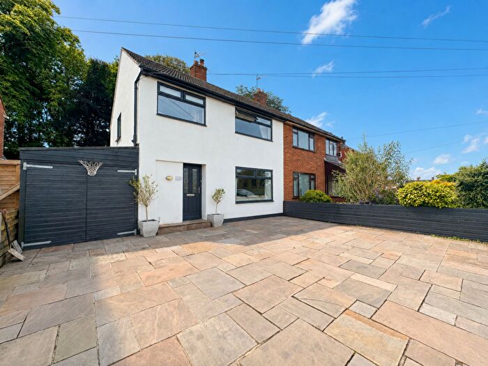 3 Bedroom Semi Detached House For Sale In Whitewell Drive, Wirral, CH49