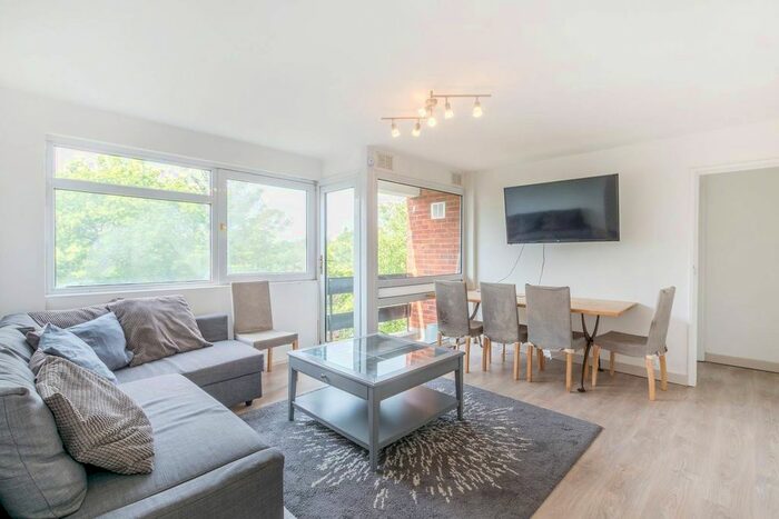 2 Bedroom Flat To Rent In Bridgewater Road, Alperton, Wembley, HA0