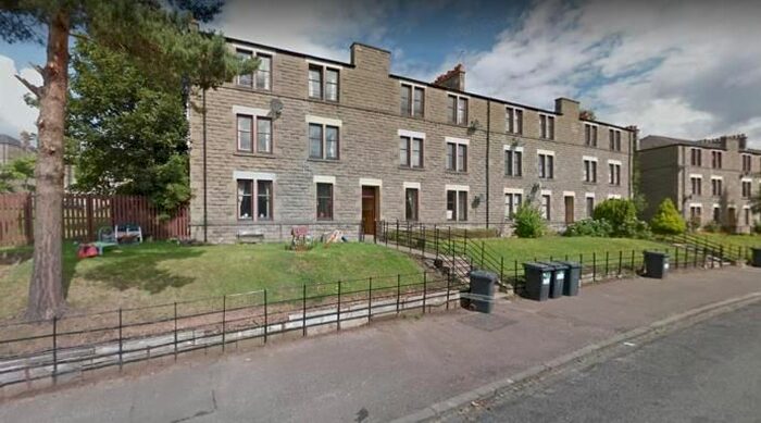 2 Bedroom Flat To Rent In Abbotsford Place, Dundee DD2