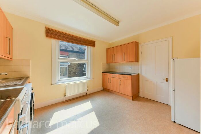 1 Bedroom Flat To Rent In Credenhill Street, London, SW16