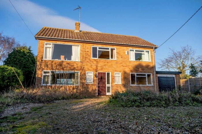 4 Bedroom Detached House For Sale In Le Strange Court, High Street, Hunstanton PE36