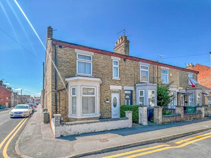 4 Bedroom End Of Terrace House For Sale In Cavendish Street, Peterborough, PE1
