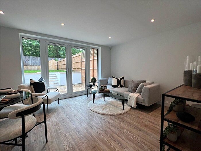 3 Bedroom End Terrace House To Rent In Armstrong Close, Halstead, Sevenoaks, TN14