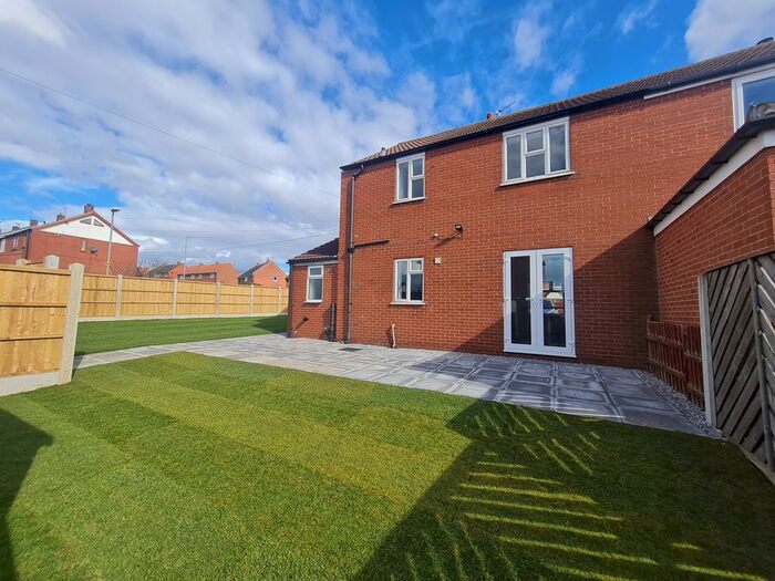 3 Bedroom Semi-Detached House To Rent In Smithy Lane, Tingley, Wakefield, WF3