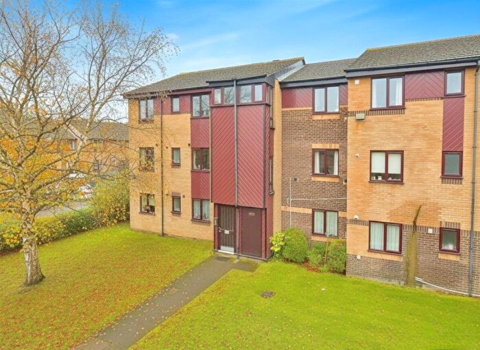 1 Bedroom Flat To Rent In St. Pauls Court, Reading, RG1