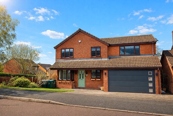 6 Bedroom Detached House For Sale In New Ash Drive, Coventry, CV5