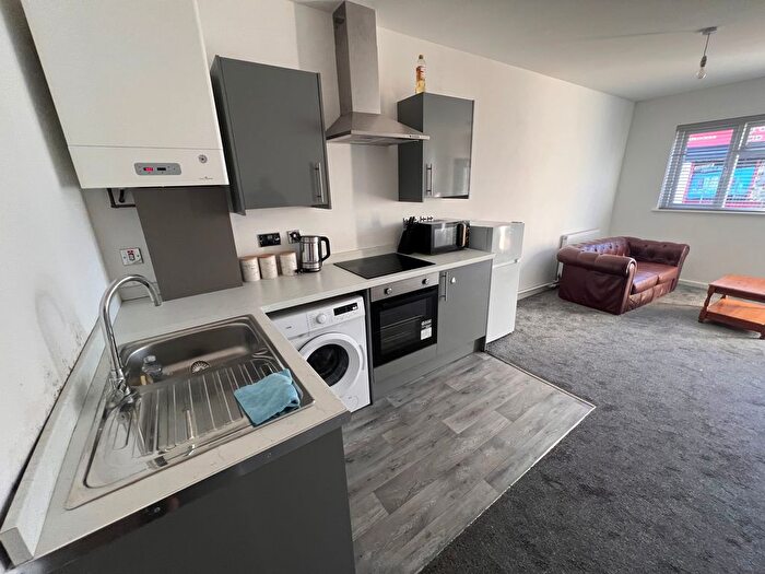 1 Bedroom Flat To Rent In Kingston Road, Portsmouth, PO1