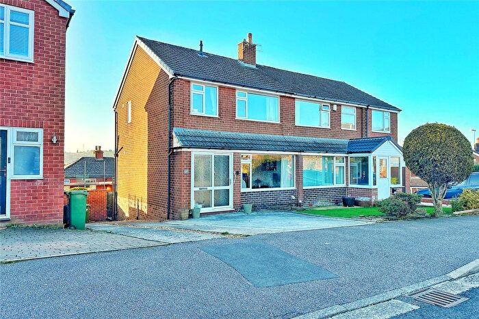 3 Bedroom Semi Detached House For Sale In Carrbrook Crescent, Carrbrook, Stalybridge, Greater Manchester, SK15