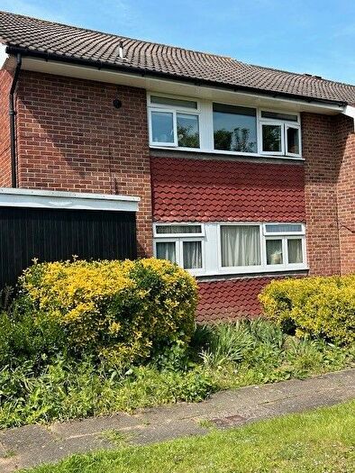 3 Bedroom Maisonette To Rent In Stanley Road, Sutton, SM2