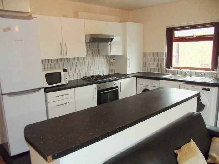 2 Bedroom Apartment To Rent In Egerton Road, Fallowfield, Manchester, M14