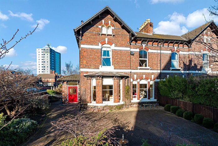 7 Bedroom Property For Sale In Great Georges Road, Liverpool, L22