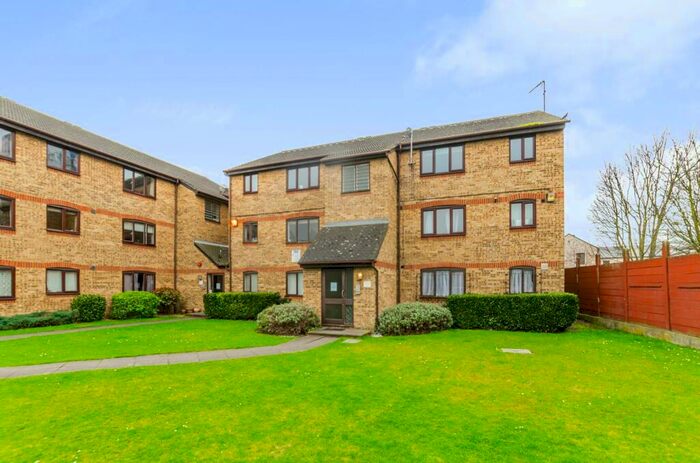 1 Bedroom Flat To Rent In Abbey Lane, Stratford, London, E15