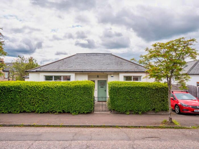 3 Bedroom Bungalow To Rent In Balgreen Road, Edinburgh, Midlothian, EH12