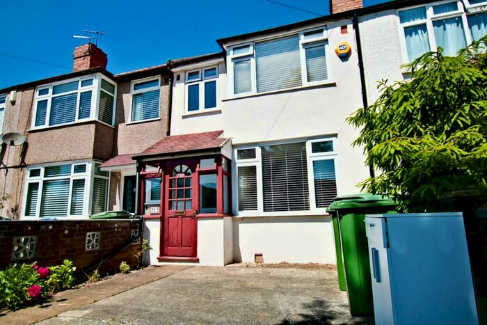 3 Bedroom Terraced House To Rent In Old Farm Avenue, Sidcup, Kent, DA15