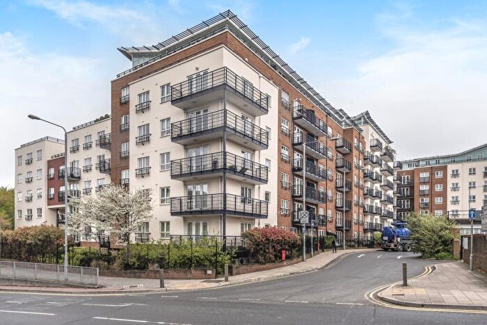 1 Bedroom Property To Rent In Seven Kings Way, Royal Quarter, Kingston Upon Thames, KT2