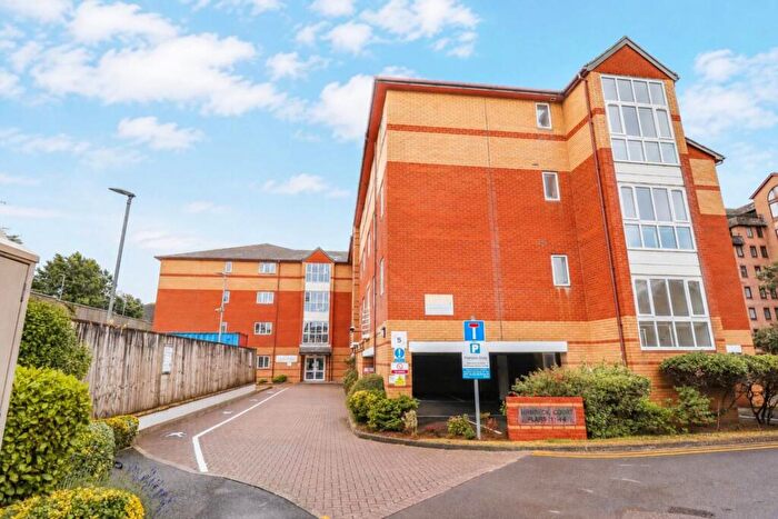 2 Bedroom Retirement Property For Sale In Birnbeck Court - Secure Retirement Block, BS23