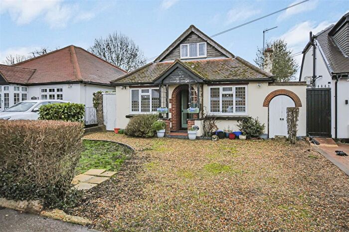 4 Bedroom Detached Bungalow For Sale In South Riding, Bricket Wood, St. Albans, AL2