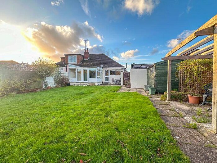 2 Bedroom Semi-Detached House For Sale In Waltham Chase, SO32