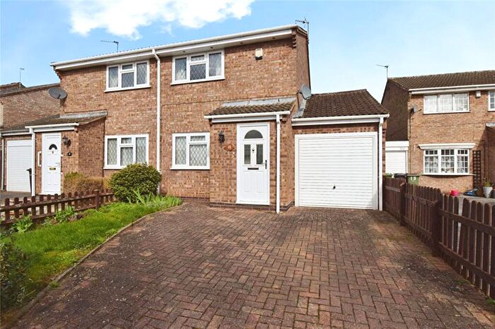 2 Bedroom Semi Detached House For Sale In Nidderdale Road, Wigston, Leicestershire, LE18