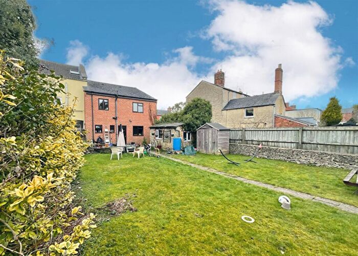 4 Bedroom End Of Terrace House For Sale In Cirencester, GL7