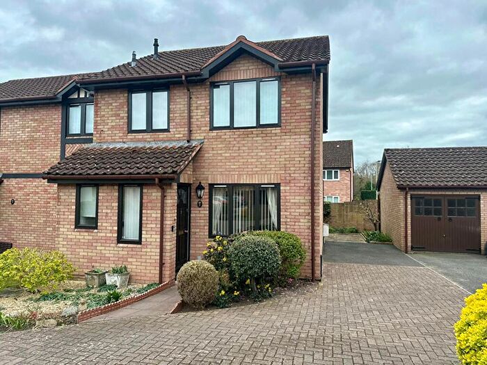 2 Bedroom House For Sale In Brook Farm Court, Belmont, Hereford, HR2