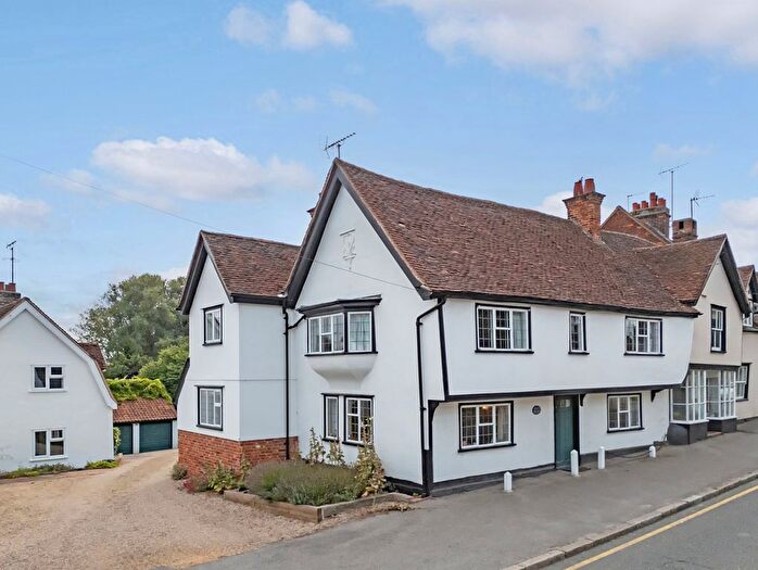 3 Bedroom Semi-detached House For Sale In Chipping Hill, Witham, Essex, CM8