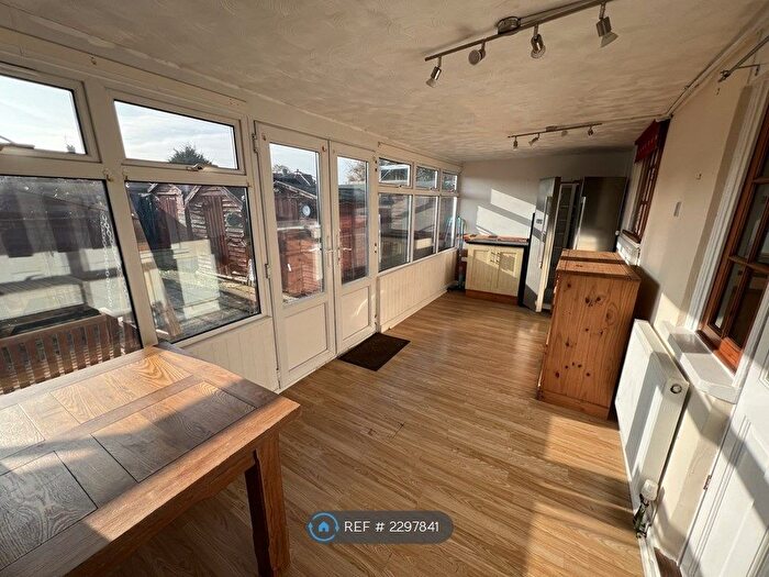 2 Bedroom Bungalow To Rent In Edgerton Road, Lowestoft, NR33