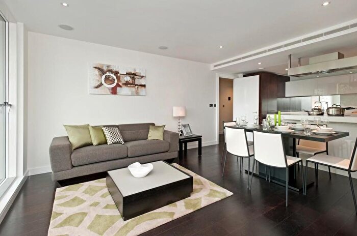 2 Bedroom Flat To Rent In Caro Point, Grosvenor Waterside, SW1W